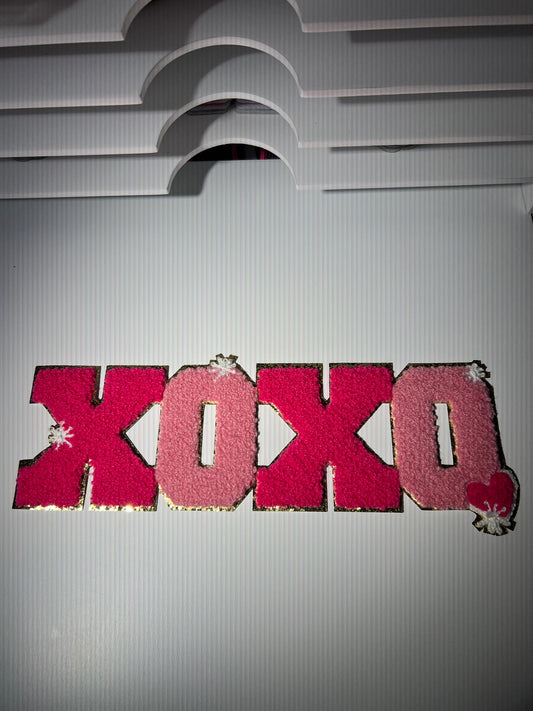 XOXO - Chenille Patch - Ready to Press