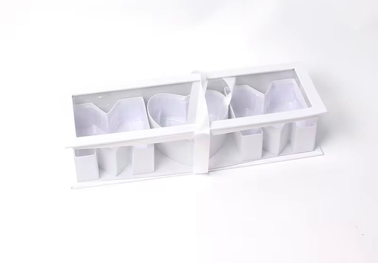 Mom Letter Shape Flower Gift Box