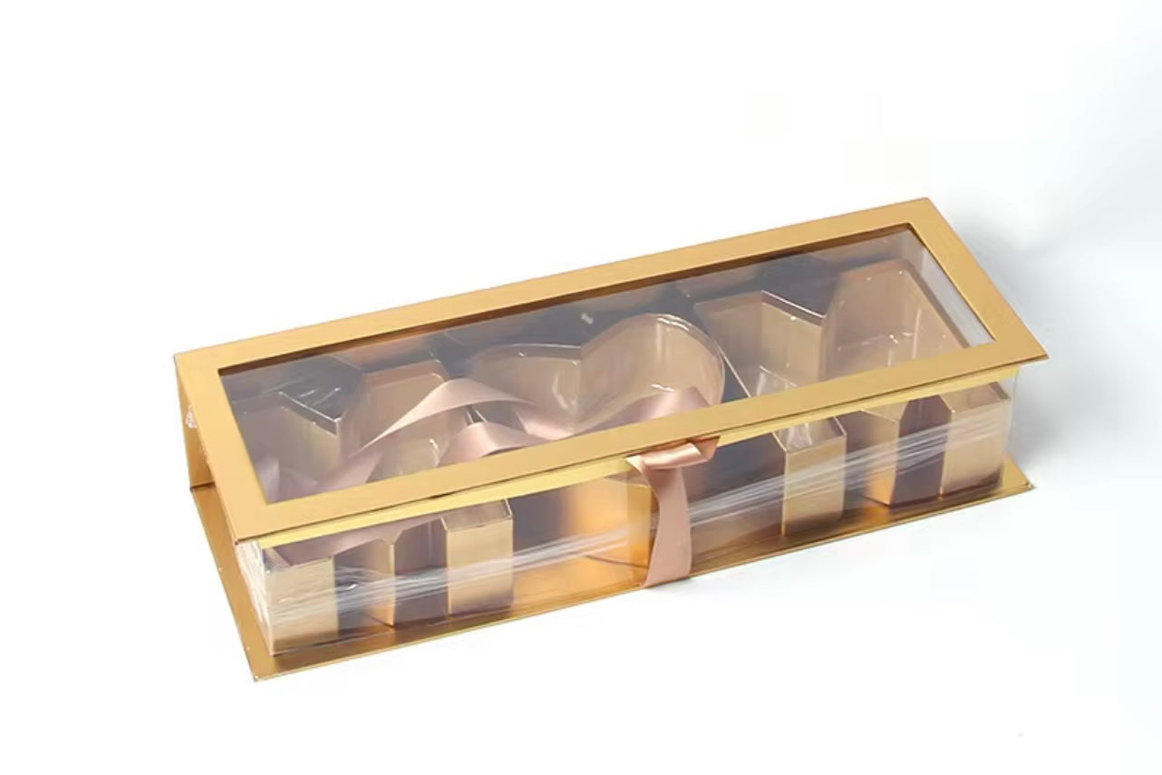 Mom Letter Shape Flower Gift Box